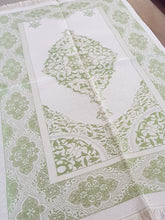 Load image into Gallery viewer, Prayer Mat Damask w/pouch
